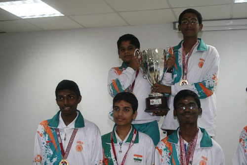 2008 Indian team winning the gold medal in World Sub-Junior Chess Olympiad.